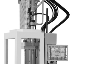 Horizontale Spritzgussmaschine für die Produktion von Formecken sowie weitere Innovationen in der Fertigungstechnik 2011